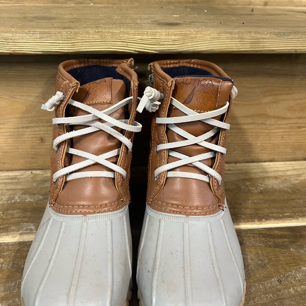 Nautica Brown and Gray Boots